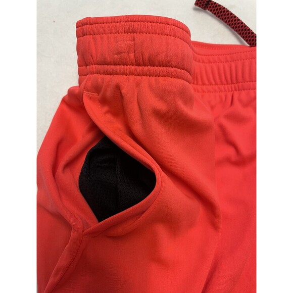 New Boys' Under Armour Prototype 2.0 S z XL Shorts  Sorts Gym Logo NEW - Picture 5 of 7